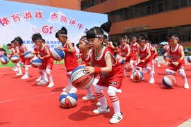 战巴萨贡献2球1助，布鲁日前锋福布斯当选欧冠全场最佳球员