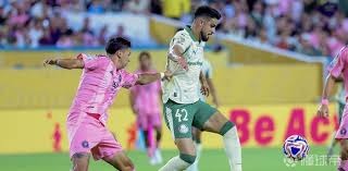 中日龙奇兵现身！加藤匠马相隔4年再开轰｜日职