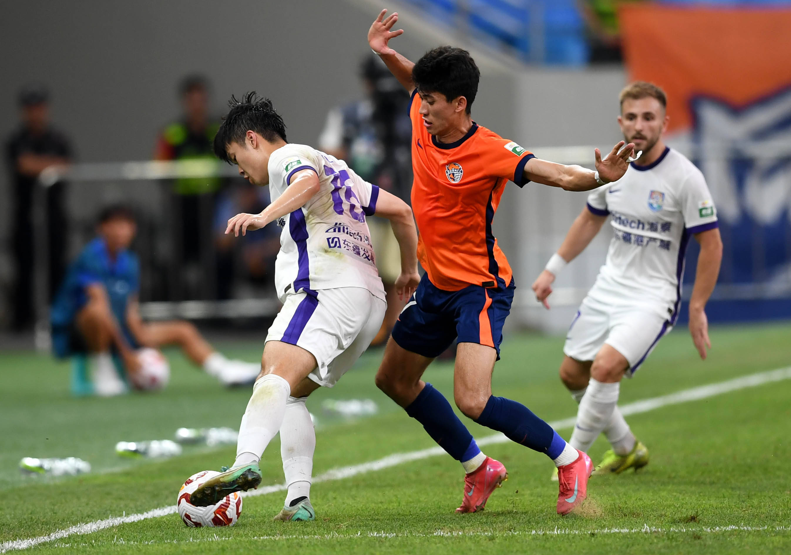 展现了顽强 展现了顽强